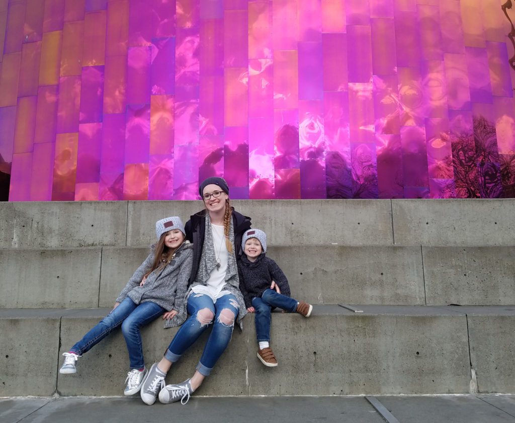 How to Save over $225 on the TOP Attractions with the Seattle CityPASS! Whether it's a family trip, Girls getaway or you just want an awesome deal on exploring your backyard in Seattle, the CityPASS is the only way to go! Read here all about how the CityPASS works, what you get, insider tips and where to find special discounts on shopping, dinning and so much more! By PNWMamaBear.com #Seattle #CityPASS # SeattleCityPASS #FamilyTravel #TravelingWithKids #SeattleWashington // Visit Seattle Partner